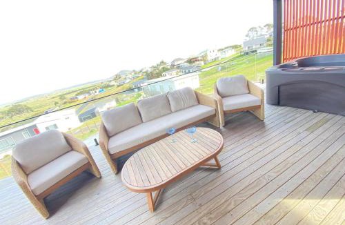 Merita House | The Soak Spot