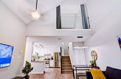 Canmore Condo | The Solstice Loft -2 Bed/2 Bath Luxurious Penthouse