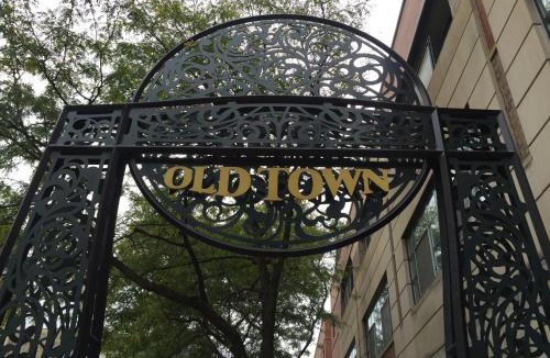 Old Town Bed & Breakfast | The Sono Chicago