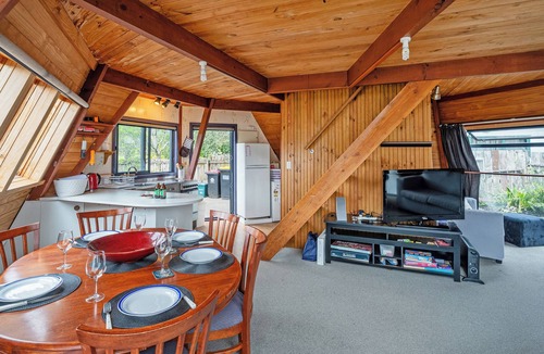 Pauanui House | The Sorting Hat - Pauanui Holiday Home