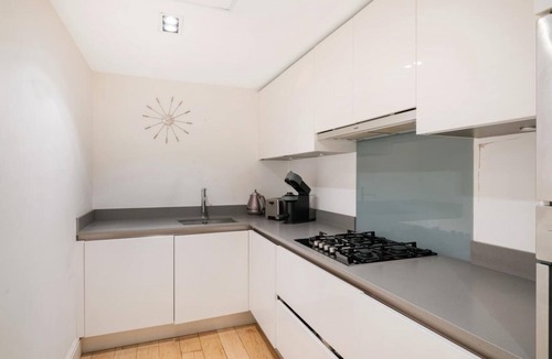 Knightsbridge and Belgravia Apartment | The South Kensington Terrace 3BR with AC