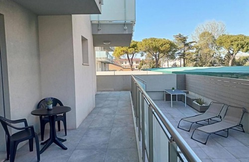 Caorle Apartment | The Space🏖️ Welcome to your seaside home in Caorle!Imagine waking up to the scent of the sea, sipping a coffee at dawn on your private terrace, and diving into the pool under the summer sky while the sun caresses your skin… ✨🌊 The Dream Apart