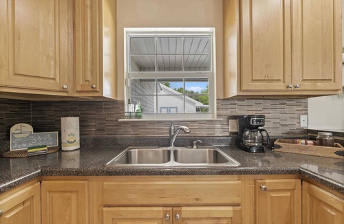 Lynn Haven House | The Splash Pad Sleeps 13 w Pool Patio and Garage