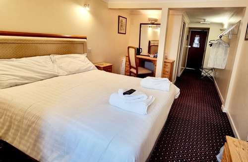 Ivybridge Hotel | The Sportsmans Inn Limited