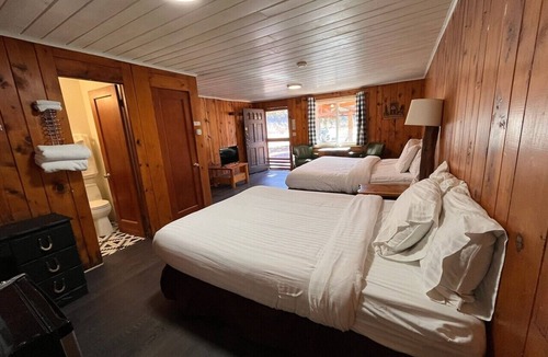 South Fork Cabin | The Spruce Lodge