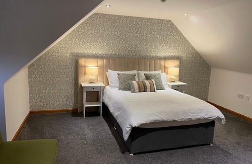 Kintore Hotel | The Square Kintore