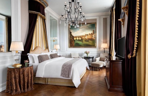 Santa Maria Novella Hotel | The St. Regis Florence