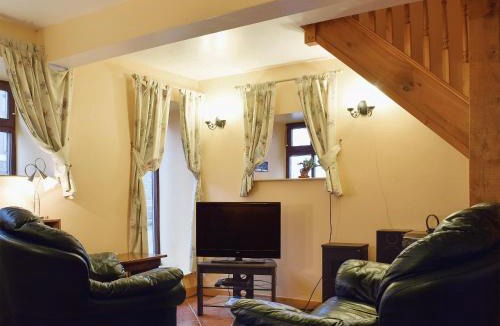 Leek House | The Stable - B6205