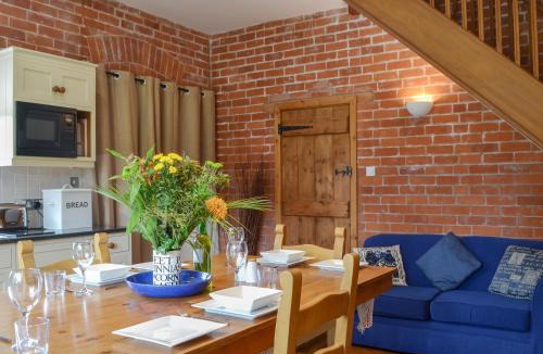 Eardisland House | The Stables