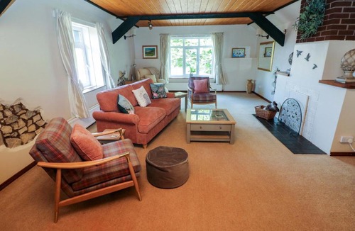 Saint Athan House | The Stables
