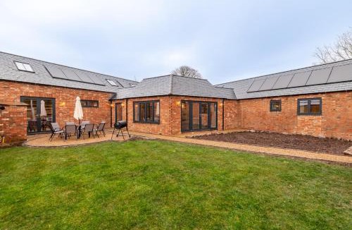 Little Stukeley House | The Stables