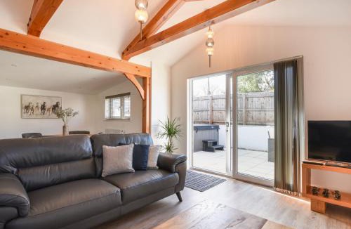 Axminster House | The Stables Merrydown