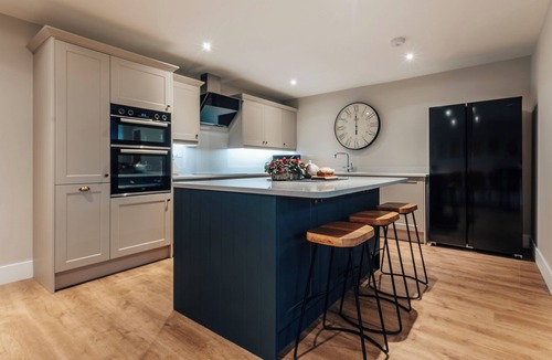 Little Stukeley Cottage | THE STABLES, pet friendly, with a garden in Catworth