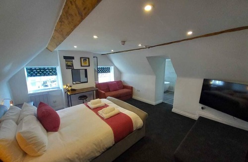 Saintbury Hotel | The Stag
