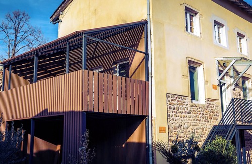 Blace Apartment | The Stage Manager's House