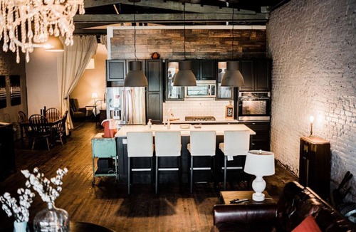Richmond Apartment | THE STARR LOFT- Earlham, IUEast, Historic District
