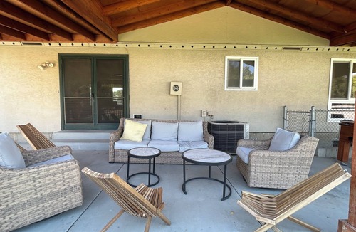 Kennewick House | The Staycation With Indoor Pool & Hot Tub, Sleeps 16.