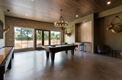 Clifton Heights House | The Stockyards~6 King Retreat~Near Whiskey Row