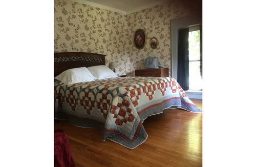 Bendena Apartment | The Stricker House