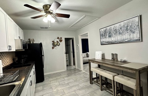 Lakeland Apartment | The Studio Collection