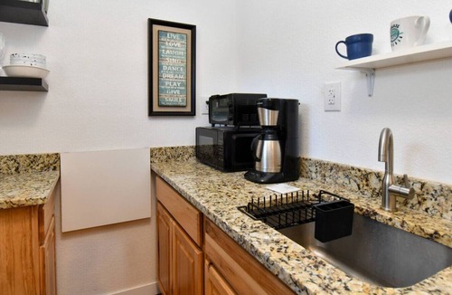 East Boulder Apartment | The Studio - FIFA Ready!