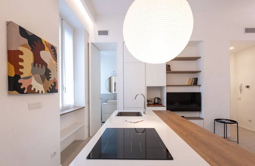 Stadera Apartment | The studio flat located in Viale Giovanni da Cermenate 54, Milan, is an elegant and modern space on the mezzanine floor, perfect for accommodating 1 to 2 people.The room is bright and well furnished, with a contemporary design that creates a cosy and fun