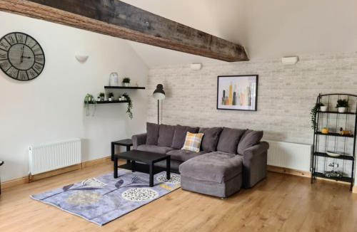 High Littleton Apartment | The Studio