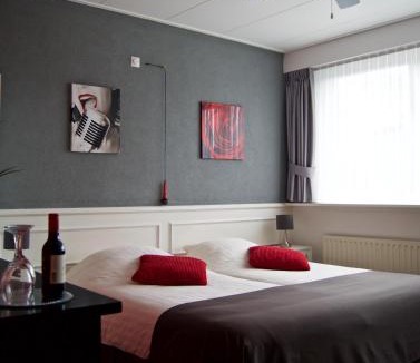 Volendam House | The Studio Guesthouse