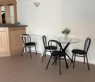 Dianella Apartment | The Studio on Barberry with a Pool