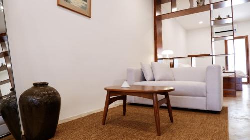 Loei Province Bed & Breakfast | The Studio