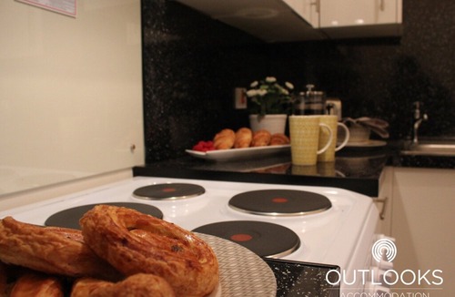 Birkenhead Apartment | The Studios @ Liverpool House - Studio 2