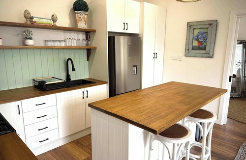 Orange East Apartment | The Summer Cottage - Slow Living