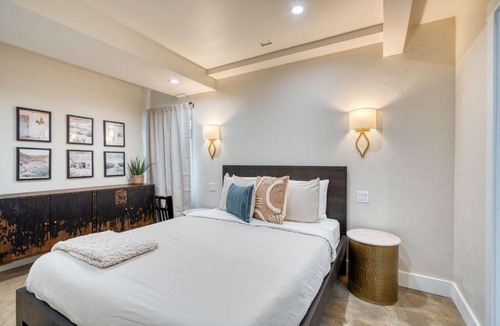 Mississippi District Apartment | The Sunburst by Stay Portland - Mississippi Ave