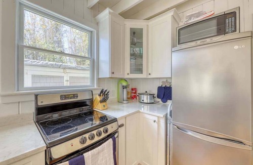 Ocean Bay Park Apartment | The Surfcomber Unit 3