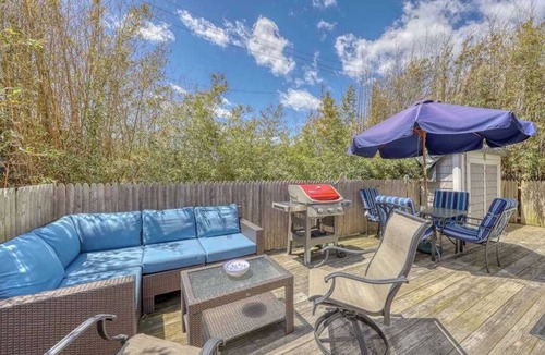 Ocean Bay Park Apartment | The Surfcomber Unit 3