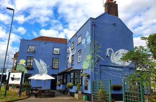 Almondsbury Hotel | The Swan Hotel
