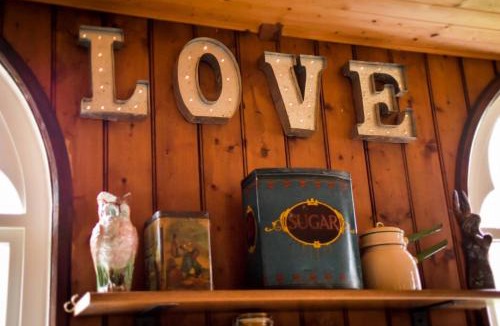 Aberfeldy House | The Tabernacle, Design-led Converted Chapel with Hot Tub, Highland Perthshire