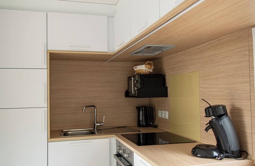 Bournoufay House | The Taos mobile home for 6 people combines modern design and premium comfort with 3 bedrooms, 2 bathrooms, and air conditioning.