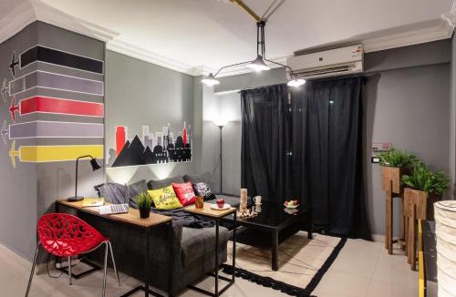 Heliopolis Apartment | The Terminal 2 Stay - Steps From Nightlife and Airport