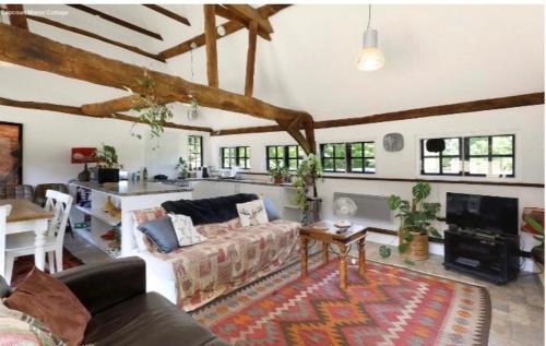Thame Cabin | The Thatched Barn