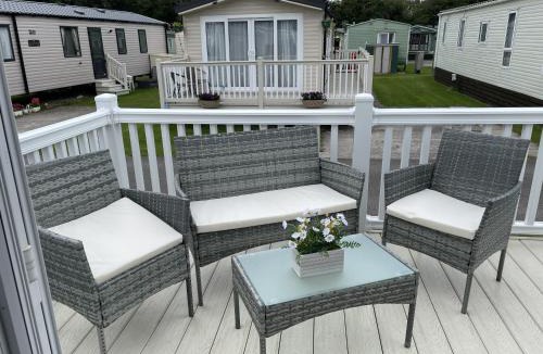 Lancaster House | The Thimble static Holiday Home