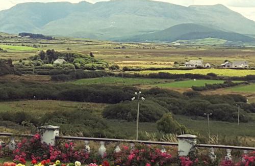 Louisburgh Bed & Breakfast | The Three Arches