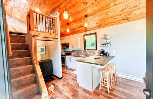 Thayerville Cottage | The Tiny House @ Deep Creek Lake - centrally located to everything Deep Creek