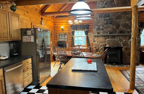 Otego House | The Trading Post - Peaceful log cabin in the woods, minutes to ASV