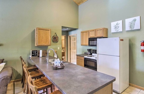 Goodman Condo | 'The Tree House' Condo w/ Private Boat Dock!