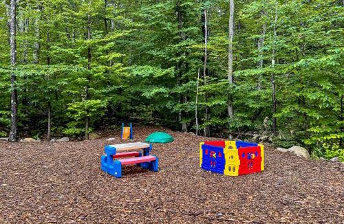 West Alton Ski Chalet | The Tree House