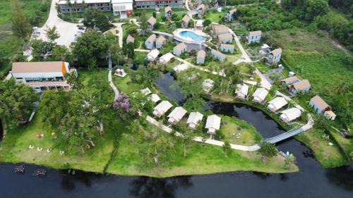 Song Phi Nong Resort | The Tree Riverside Resort Kaeng Krachan