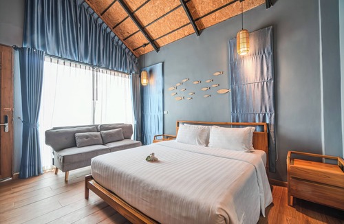 Song Phi Nong Hotel | The Tree Riverside Resort Kaeng Krachan