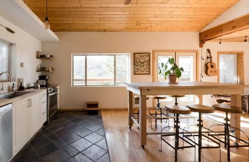 Summerhaven Cabin | "The Treehouse" Cozy cabin at Mt. Lemmon with amazing views!