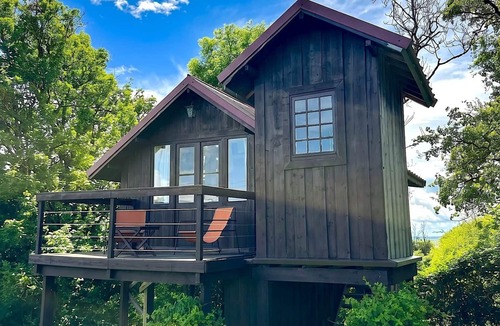Montoillot House | The treehouse